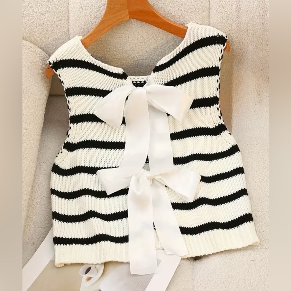 NWOT Striped Knitted Vest/Top, sz S